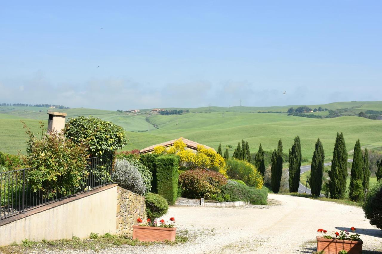 Podere Le Volpaie, Volterra, Tuscany Монтекатини-Валь-ди-Чечина Экстерьер фото